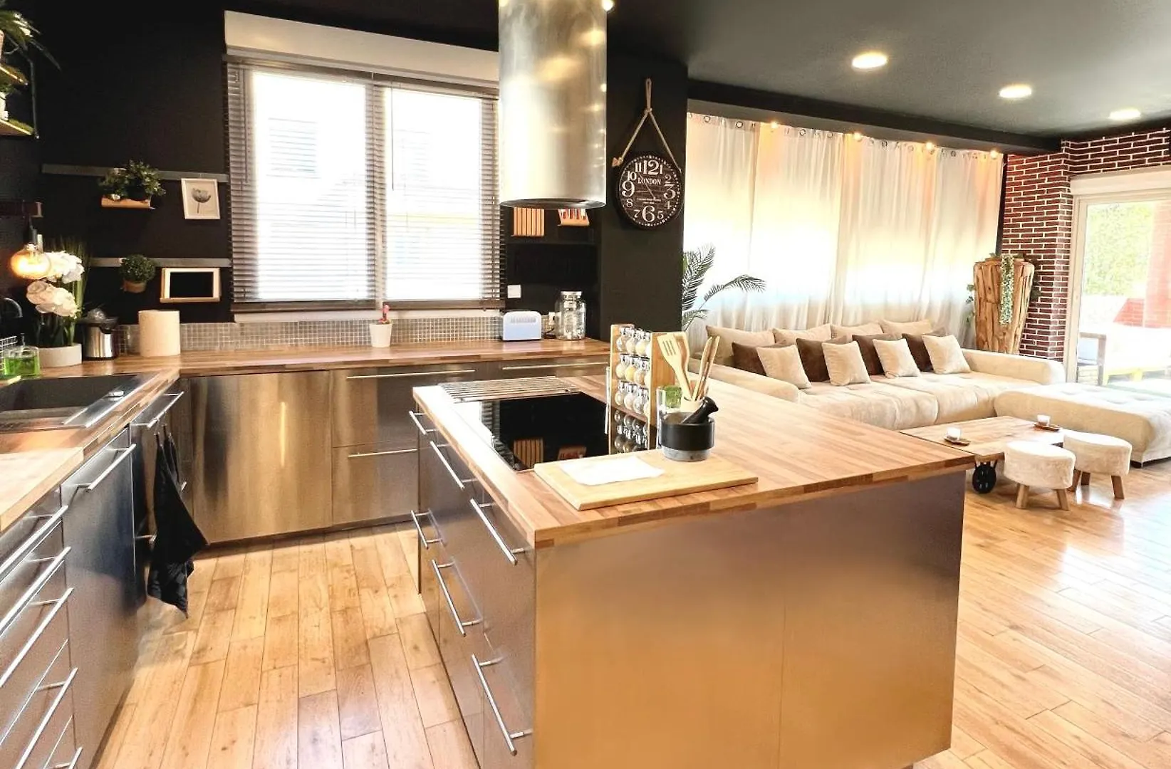 Magnifique Loft Atypique Apartment Tarascon